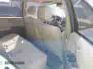 2006 Toyota Highlander z VIN JTEHP21AX60171571, wystawiony jako IAAI lot #41841202 z przebiegiem 196 580 mil mil oraz . Historia ofert i sprzedaży dostępna na DreamBid. Obrazek 8.