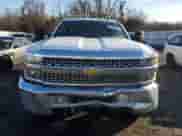 2019 Chevrolet Silverado 2500HD Work Truck z VIN 1GC1KREG7KF124470, wystawiony jako Copart lot #82181094 z przebiegiem 128 984 mil mil oraz Szkoda całkowita • Salvage title. Historia ofert i sprzedaży dostępna na DreamBid. Obrazek 5.