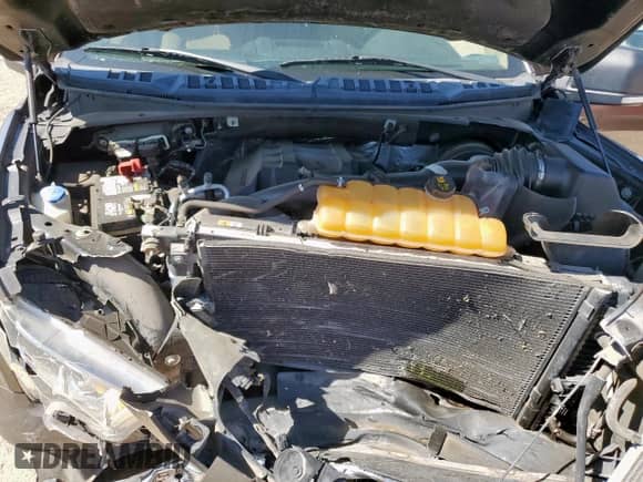 2015 Ford F-150 XLT with VIN 1FTEW1CP1FKE47646, listed as a Copart auction lot 67747325 with 84,832 mi miles and Salvage title. Bid and sale history available at DreamBid. Image 11.