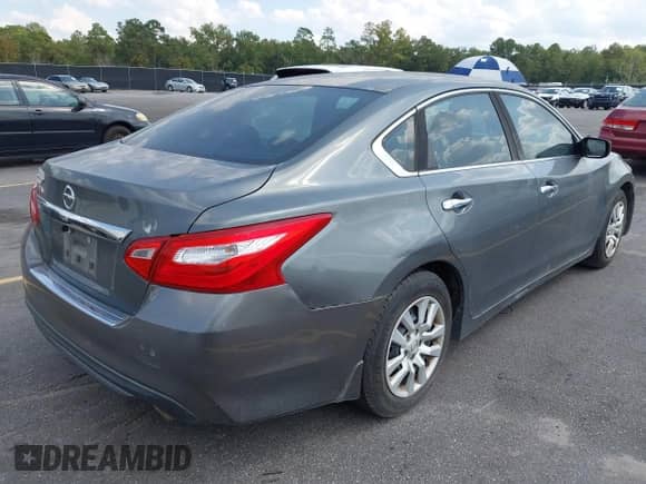 2016 Nissan Altima S with VIN 1N4AL3AP7GN390624, listed as a IAAI auction lot 43286139 with 208,951 mi miles and . Bid and sale history available at DreamBid. Image 4.