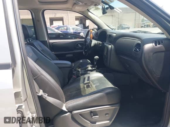 2007 Chevrolet TrailBlazer SS с VIN 1GNET13HX72161451, выставлен на аукционе IAAI как лот 42279887 с пробегом 190 278 миль миль и . История ставок и продаж доступна на DreamBid. Изображение 5.