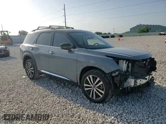 2022 Nissan Pathfinder Platinum with VIN 5N1DR3DK9NC207783, listed as a Copart auction lot 62761675 with 20,877 mi miles and Salvage title. Bid and sale history available at DreamBid. Image 15.