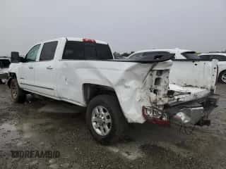 2015 Chevrolet Silverado 3500HD LTZ с VIN 1GC4K0E87FF594828, выставлен на аукционе Copart как лот 80964134 с пробегом 439 850 миль миль и Списание • Salvage title. История ставок и продаж доступна на DreamBid. Изображение 2.