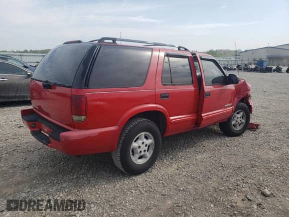 2004 Chevrolet Blazer LS with VIN 1GNDT13X44K156812, listed as a Copart auction lot 53612805 with Not provided miles and Salvage title. Bid and sale history available at DreamBid. Image 3.