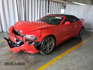 2017 Chevrolet Camaro 1LT z VIN 1G1FB3DS5H0178301, wystawiony jako Copart lot #69600645 z przebiegiem 112 676 mil mil oraz Czysty tytuł • Clean title. Historia ofert i sprzedaży dostępna na DreamBid. Obrazek 1.