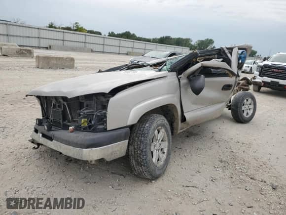 2004 Chevrolet Silverado 1500 LT с VIN 1GCEK19T24E285585, выставлен на аукционе Copart как лот 72052795 с пробегом Не указан миль и Списание • Salvage title. История ставок и продаж доступна на DreamBid. Изображение 1.