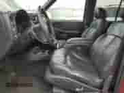 1998 Chevrolet Blazer LT z VIN 1GNDT13W1W2261382, wystawiony jako Copart lot #80436974 z przebiegiem 145 348 mil mil oraz Szkoda całkowita • Salvage title. Historia ofert i sprzedaży dostępna na DreamBid. Obrazek 7.