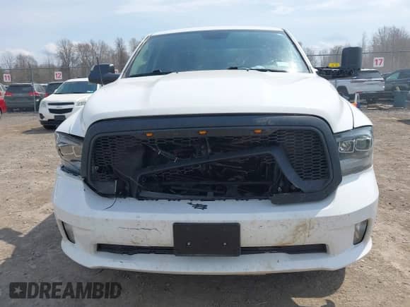 2018 Ram 1500 Tradesman с VIN 1C6RR7FT8JS310353, выставлен на аукционе IAAI как лот 42092087 с пробегом 95 005 миль миль и . История ставок и продаж доступна на DreamBid. Изображение 12.