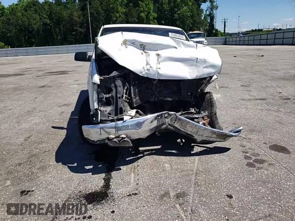 1997 Chevrolet Silverado 1500 z VIN 1GCEC14W2VZ138482, wystawiony jako Copart lot #55863424 z przebiegiem 270 995 mil mil oraz Szkoda całkowita • Salvage title. Historia ofert i sprzedaży dostępna na DreamBid. Obrazek 11.