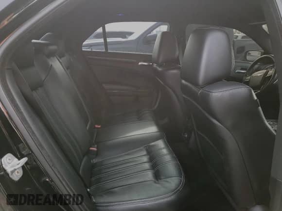 2014 Chrysler 300 S with VIN 2C3CCAGTXEH222448, listed as a Copart auction lot 44384355 with 200,981 mi miles and Clean title. Bid and sale history available at DreamBid. Image 10.