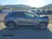 2021 Mitsubishi Outlander ES z VIN JA4ARUAU1MU005297, wystawiony jako IAAI lot #43400284 z przebiegiem 47 525 mil mil oraz . Historia ofert i sprzedaży dostępna na DreamBid. Obrazek 13.