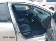 2018 Toyota Prius Plus z VIN JTDKARFP7J3100143, wystawiony jako IAAI lot #42271298 z przebiegiem 55 583 mil mil oraz . Historia ofert i sprzedaży dostępna na DreamBid. Obrazek 5.