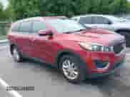 2017 Kia Sorento LX z VIN 5XYPG4A33HG205571, wystawiony jako IAAI lot #42701302 z przebiegiem 120 772 mil mil oraz . Historia ofert i sprzedaży dostępna na DreamBid. Obrazek 13.