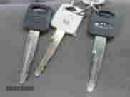 2005 Ford Econoline Cargo z VIN 1FTRE14W65HA61455, wystawiony jako IAAI lot #42608448 z przebiegiem 116 244 mil mil oraz . Historia ofert i sprzedaży dostępna na DreamBid. Obrazek 11.