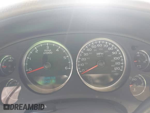 2010 Chevrolet Tahoe LTZ with VIN 1GNUKCE00AR166660, listed as a IAAI auction lot 43376428 with 133,427 mi miles and . Bid and sale history available at DreamBid. Image 7.