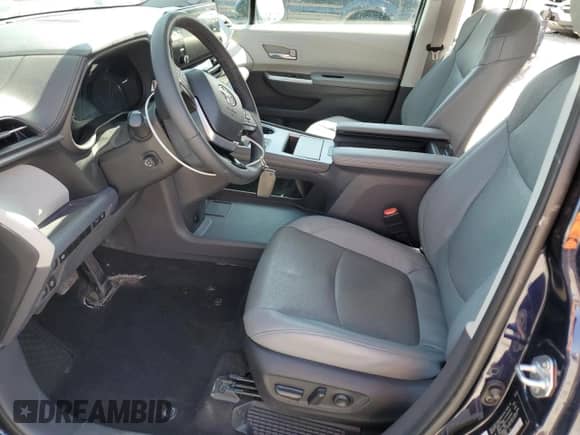 2023 Toyota Sienna Limited z VIN 5TDZSKFC8PS096076, wystawiony jako Copart lot #53743435 z przebiegiem 40 626 mil mil oraz Szkoda całkowita • Salvage title. Historia ofert i sprzedaży dostępna na DreamBid. Obrazek 7.