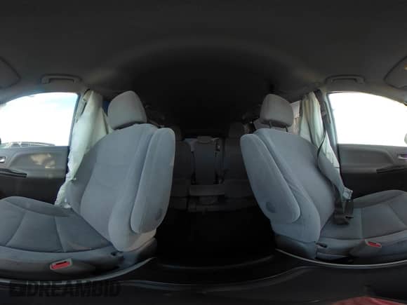 2015 Toyota Sienna LE AAS z VIN 5TDKK3DC3FS685643, wystawiony jako IAAI lot #43401772 z przebiegiem 203 402 mil mil oraz . Historia ofert i sprzedaży dostępna na DreamBid. Obrazek 18.