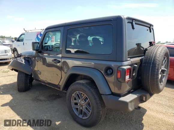 2025 Jeep Wrangler Sport с VIN 1C4PJXAN2SW590037, выставлен на аукционе Copart как лот 65510945 с пробегом 1 994 миль миль и Списание • Salvage title. История ставок и продаж доступна на DreamBid. Изображение 2.