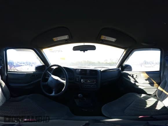 1999 Chevrolet S-10 LS с VIN 1GCCS1442XK163824, выставлен на аукционе IAAI как лот 43272157 с пробегом 149 234 миль миль и . История ставок и продаж доступна на DreamBid. Изображение 18.
