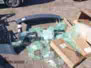 2022 Land Rover Range Rover Sport SE z VIN SALWG2SU7NA208680, wystawiony jako IAAI lot #40747518 z przebiegiem 31 843 mil mil oraz . Historia ofert i sprzedaży dostępna na DreamBid. Obrazek 19.