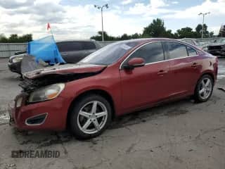 2011 Volvo S60 с VIN YV1902FH9B2015565, выставлен на аукционе Copart как лот 64746145 с пробегом Не указан миль и Списание • Salvage title. История ставок и продаж доступна на DreamBid. Изображение 1.