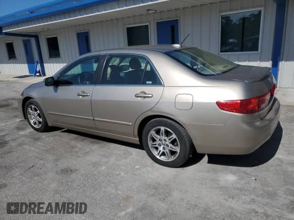 2005 Honda Accord with VIN JHMCN36415C011054, listed as a Copart auction lot 67119495 with 152,110 mi miles and Clean title. Bid and sale history available at DreamBid. Image 2.