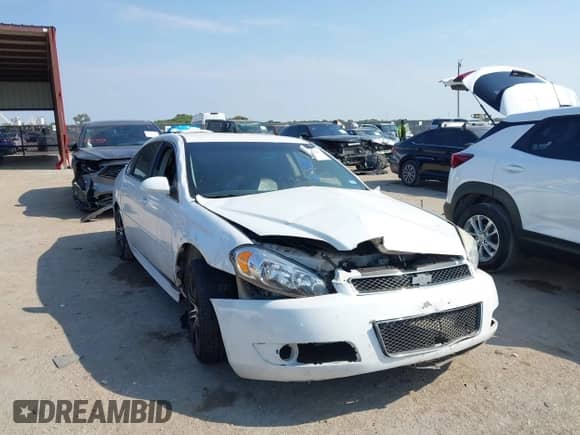 2012 Chevrolet Impala LTZ z VIN 2G1WC5E34C1168128, wystawiony jako IAAI lot #43263945 z przebiegiem 230 688 mil mil oraz . Historia ofert i sprzedaży dostępna na DreamBid. Obrazek 6.