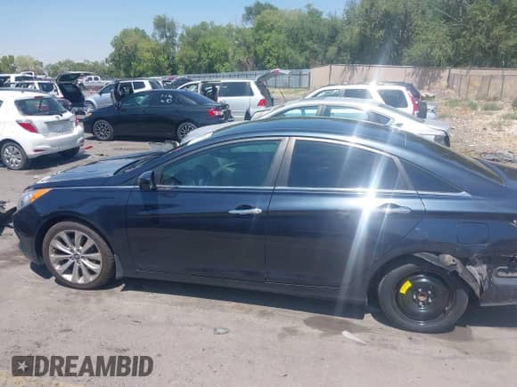 2012 Hyundai Sonata SE z VIN 5NPEC4AB9CH333664, wystawiony jako IAAI lot #42915240 z przebiegiem 130 250 mil mil oraz . Historia ofert i sprzedaży dostępna na DreamBid. Obrazek 15.