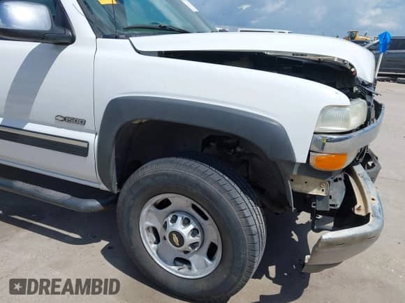 2001 Chevrolet Silverado 2500HD LS with VIN 1GCHC29U81E259142, listed as a IAAI auction lot 42598818 with 467,407 mi miles and . Bid and sale history available at DreamBid. Image 19.