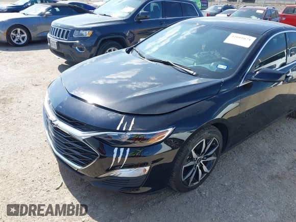 2024 Chevrolet Malibu RS с VIN 1G1ZG5ST3RF160268, выставлен на аукционе IAAI как лот 42601671 с пробегом 13 088 миль миль и . История ставок и продаж доступна на DreamBid. Изображение 2.