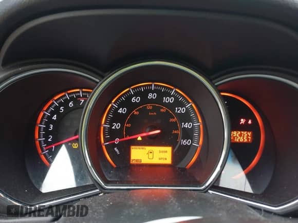 2010 Nissan Murano SL z VIN JN8AZ1MU9AW018593, wystawiony jako IAAI lot #39164885 z przebiegiem 192 754 mil mil oraz . Historia ofert i sprzedaży dostępna na DreamBid. Obrazek 7.