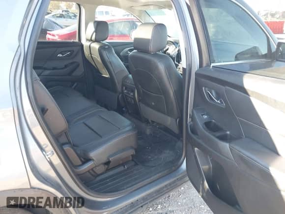 2019 Chevrolet Traverse LT с VIN 1GNERHKWXKJ295768, выставлен на аукционе IAAI как лот 43540887 с пробегом 99 445 миль миль и . История ставок и продаж доступна на DreamBid. Изображение 8.