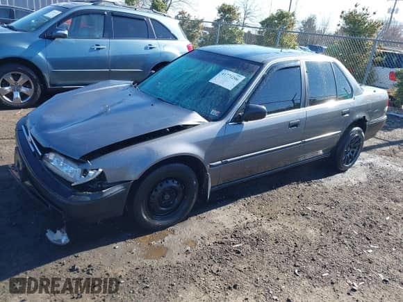 1992 Honda Accord с VIN 1HGCB7544NA131933, выставлен на аукционе IAAI как лот 41771206 с пробегом 169 813 миль миль и . История ставок и продаж доступна на DreamBid. Изображение 14.