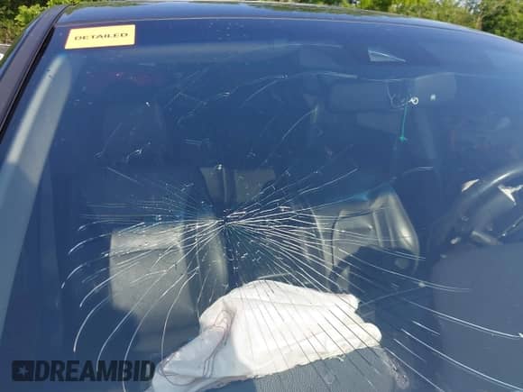 2014 Honda Accord Touring z VIN 1HGCR6F72EA003849, wystawiony jako IAAI lot #42456356 z przebiegiem 195 551 mil mil oraz . Historia ofert i sprzedaży dostępna na DreamBid. Obrazek 18.