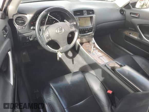2010 Lexus IS 350 C с VIN JTHFE2C20A2501415, выставлен на аукционе Copart как лот 81526305 с пробегом 154 053 миль миль и Списание • Salvage title. История ставок и продаж доступна на DreamBid. Изображение 8.