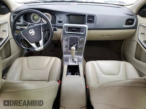 2011 Volvo S60 с VIN YV1902FH9B2015565, выставлен на аукционе Copart как лот 64746145 с пробегом Не указан миль и Списание • Salvage title. История ставок и продаж доступна на DreamBid. Изображение 8.