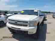 2012 Chevrolet Silverado 1500 LTZ z VIN 3GCPKTE71CG232543, wystawiony jako IAAI lot #42803535 z przebiegiem 154 377 mil mil oraz . Historia ofert i sprzedaży dostępna na DreamBid. Obrazek 17.