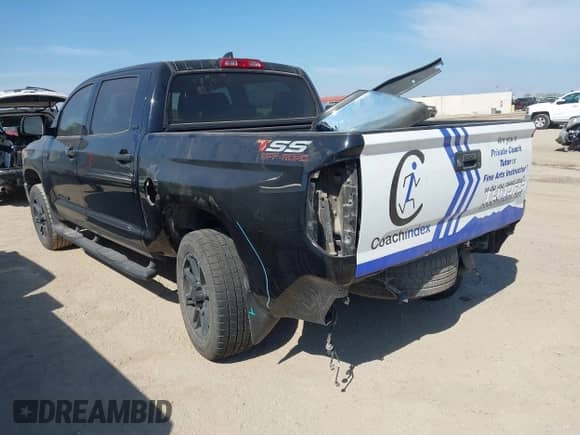 2020 Toyota Tundra SR5 с VIN 5TFDY5F19LX875273, выставлен на аукционе IAAI как лот 43152678 с пробегом 168 862 миль миль и . История ставок и продаж доступна на DreamBid. Изображение 3.