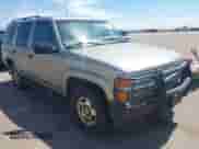 2000 Chevrolet Tahoe Z71 with VIN 1GNEK13R0YR149121, listed as a IAAI auction lot 42707035 with 289,219 mi miles and . Bid and sale history available at DreamBid. Image 1.