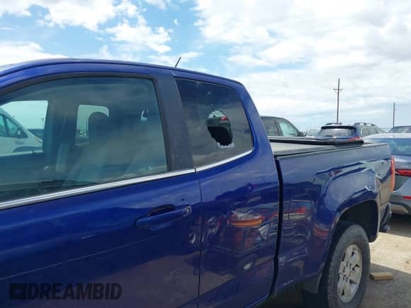 2016 Chevrolet Colorado 2WD WT z VIN 1GCHSBE35G1336999, wystawiony jako IAAI lot #42619834 z przebiegiem 81 268 mil mil oraz . Historia ofert i sprzedaży dostępna na DreamBid. Obrazek 17.