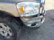2007 Dodge 1500 SLT с VIN 1D7HU18PX7S123727, выставлен на аукционе IAAI как лот 41032010 с пробегом 338 006 миль миль и . История ставок и продаж доступна на DreamBid. Изображение 12.