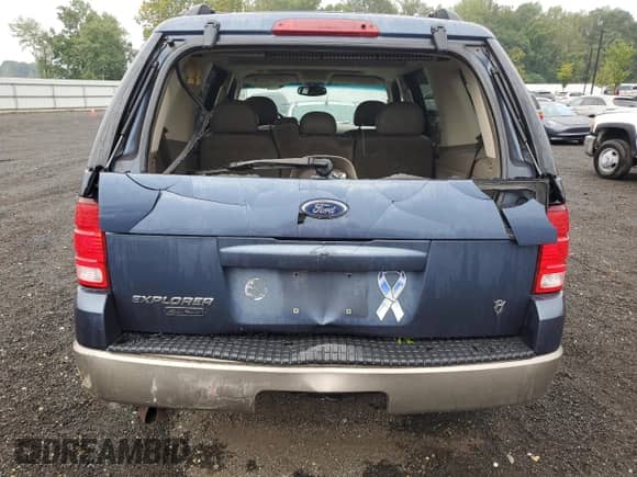 2003 Ford Explorer Eddie Bauer with VIN 1FMDU74W73UB24904, listed as a Copart auction lot 81786835 with 146,014 mi miles and Salvage title. Bid and sale history available at DreamBid. Image 6.