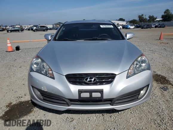 2010 Hyundai Genesis Coupe Track с VIN KMHHU6KH1AU024052, выставлен на аукционе Copart как лот 57884055 с пробегом 132 323 миль миль и Списание • Salvage title. История ставок и продаж доступна на DreamBid. Изображение 5.