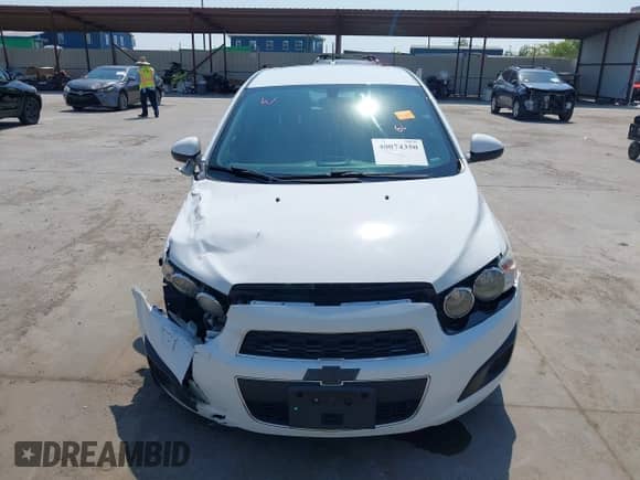 2016 Chevrolet Sonic LS с VIN 1G1JA6SH1G4112485, выставлен на аукционе IAAI как лот 40074350 с пробегом 139 496 миль миль и . История ставок и продаж доступна на DreamBid. Изображение 12.