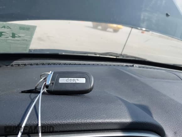 2019 Jeep Compass Latitude с VIN 3C4NJDBB9KT631067, выставлен на аукционе IAAI как лот 43156049 с пробегом 127 713 миль миль и . История ставок и продаж доступна на DreamBid. Изображение 11.