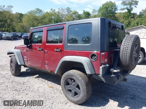 2007 Jeep Wrangler Unlimited X с VIN 1J4GA39127L207193, выставлен на аукционе IAAI как лот 43184126 с пробегом 176 153 миль миль и . История ставок и продаж доступна на DreamBid. Изображение 3.