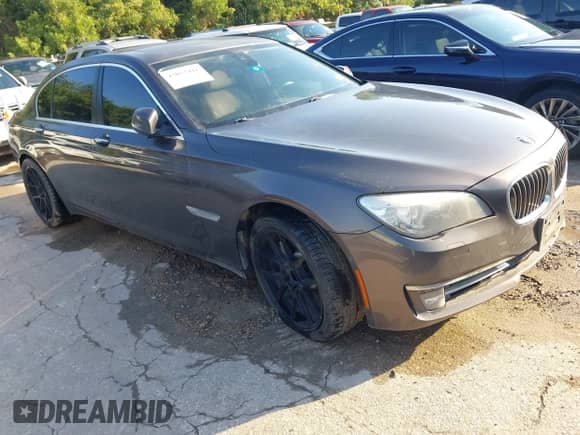 2014 BMW 7 Series ALPINA B7 с VIN WBAYE8C55ED134655, выставлен на аукционе IAAI как лот 43052441 с пробегом 100 171 миль миль и . История ставок и продаж доступна на DreamBid. Изображение 1.