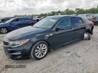 2016 Kia Optima EX z VIN 5XXGU4L33GG011650, wystawiony jako Copart lot #70344885 z przebiegiem 138 076 mil mil oraz Szkoda całkowita • Salvage title. Historia ofert i sprzedaży dostępna na DreamBid. Obrazek 1.