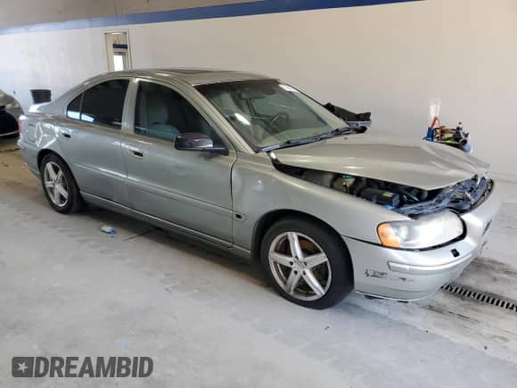 2006 Volvo S60 2.5L Turbo с VIN YV1RS592762549477, выставлен на аукционе Copart как лот 71840525 с пробегом 261 398 миль миль и Списание • Salvage title. История ставок и продаж доступна на DreamBid. Изображение 4.