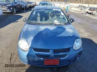 2003 Dodge Neon SXT z VIN 1B3ES56C93D140657, wystawiony jako Copart lot #86829224 z przebiegiem 196 870 mil mil oraz Szkoda całkowita • Salvage title. Historia ofert i sprzedaży dostępna na DreamBid. Obrazek 5.
